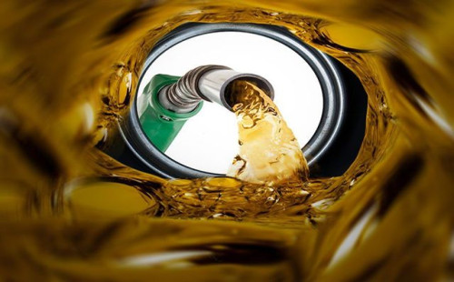 তেলের সংকট আরও তীব্র হতে পারে, বাড়ছে দাম